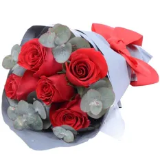 send 5 pcs. red ecuadorian roses bouquet to manila