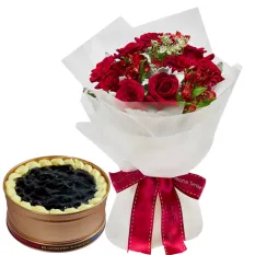 24 Red Roses with Blueberry 3 Cheese Can Cake